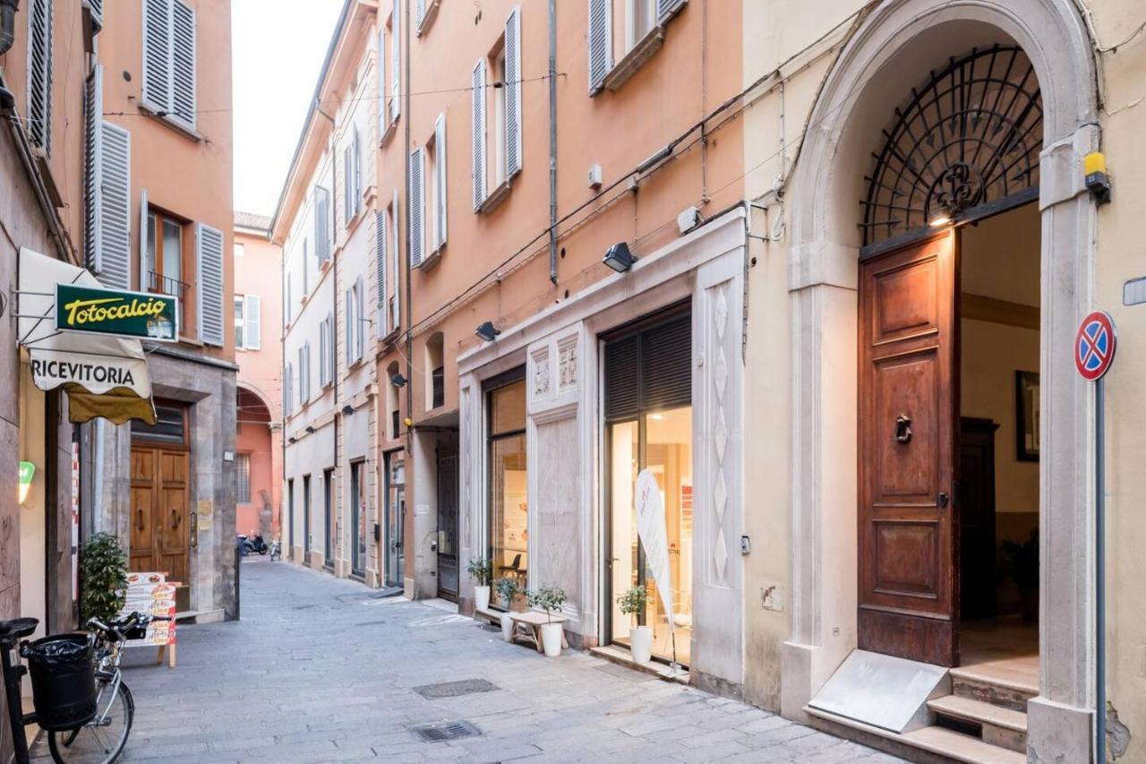 Fossalta Home, In The Heart Of The Historical Center ボローニャ エクステリア 写真